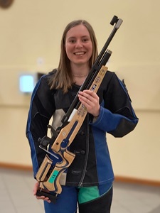 Erfolgreiche Luftgewehr - Juniorin 2024